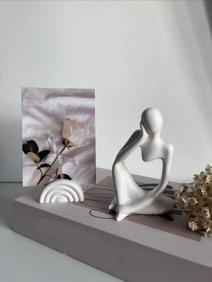 Minimalist Nordic Thinker Statue – Abstract Concrete Home Décor Bazm-e-Decor